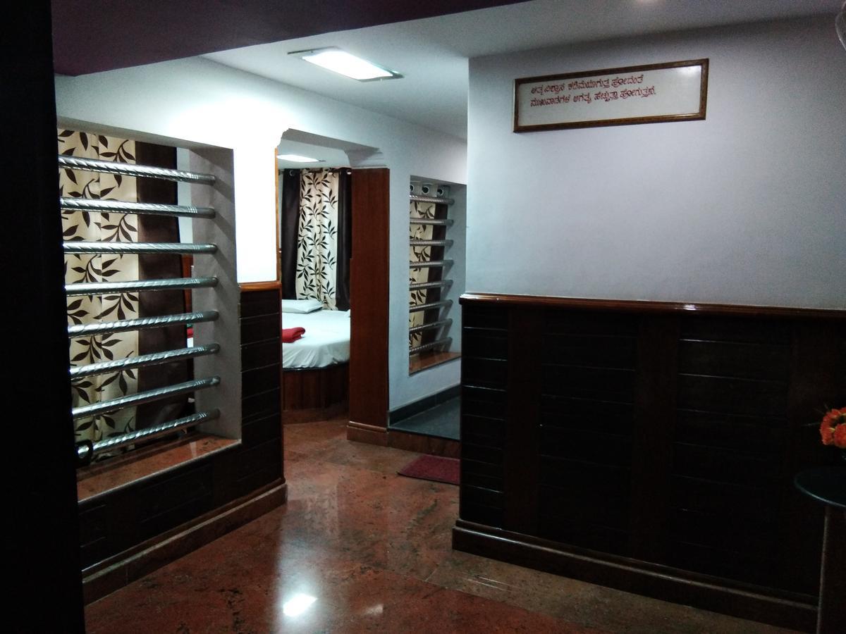 Hotel Sanman Lodge Shimoga Ngoại thất bức ảnh