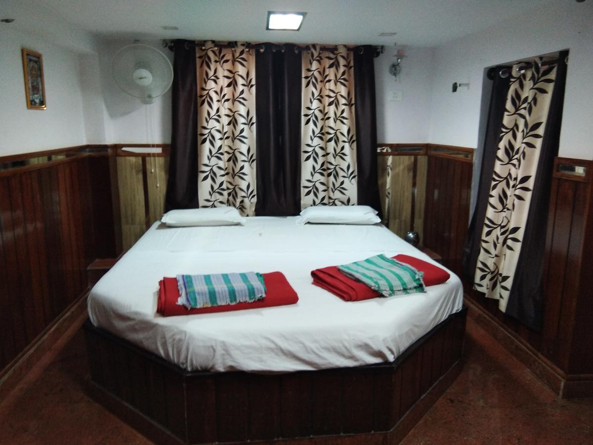 Hotel Sanman Lodge Shimoga Ngoại thất bức ảnh
